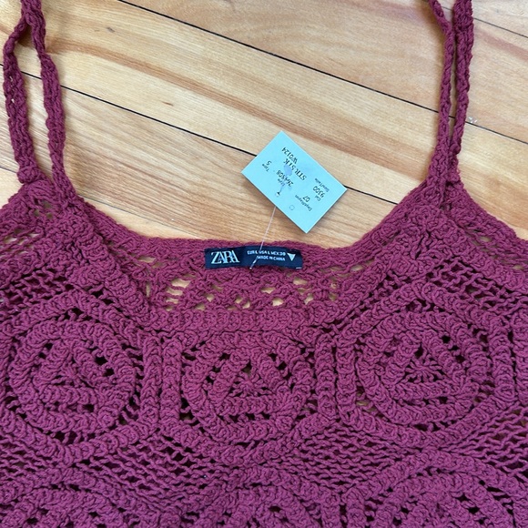 Zara Crochet Burgundy Crop Top - Picture 2 of 6